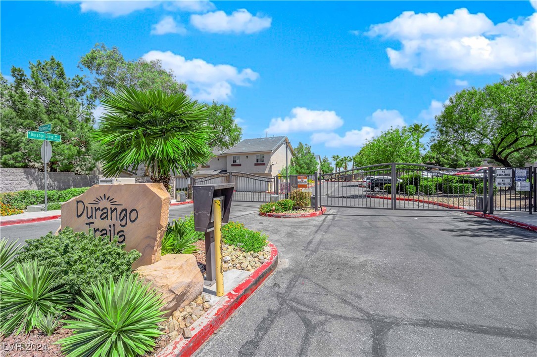 1339 Dusty Creek Street 0
