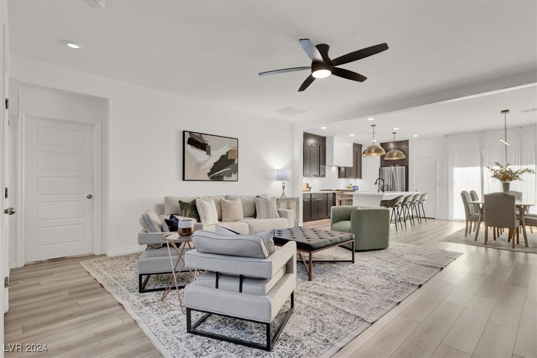 7081 Range Valley Street