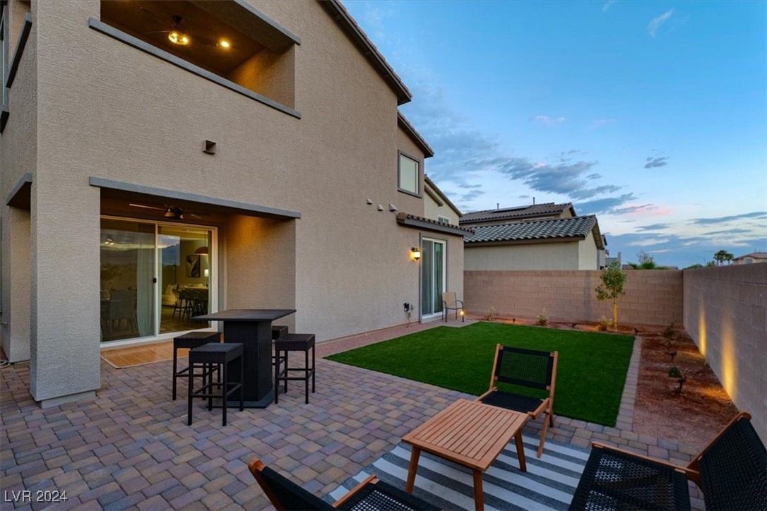 7081 Range Valley Street