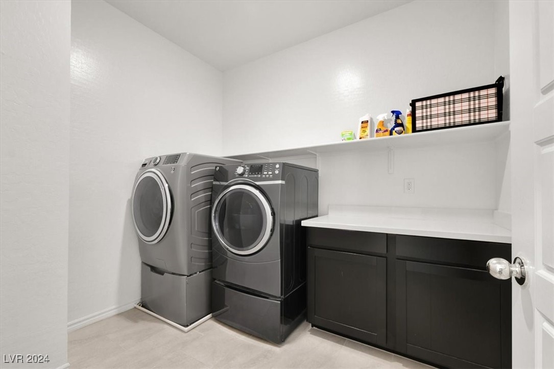 7081 Range Valley Street