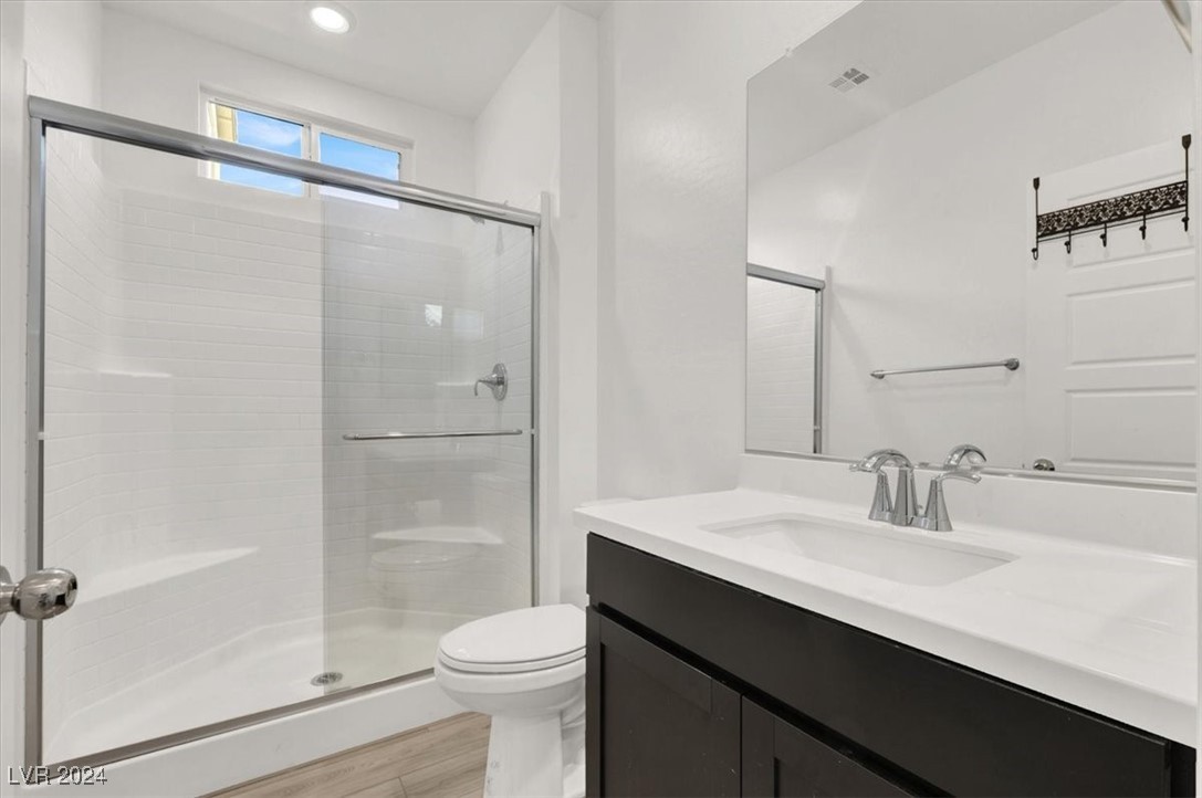 7081 Range Valley Street