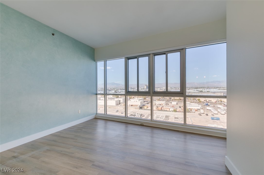 4575 Dean Martin Drive 1008