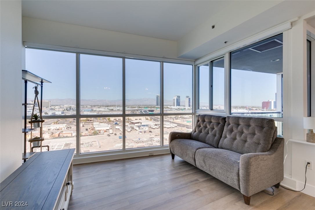 4575 Dean Martin Drive 1008