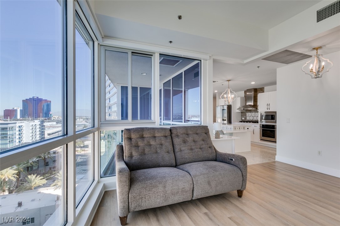 4575 Dean Martin Drive 1008