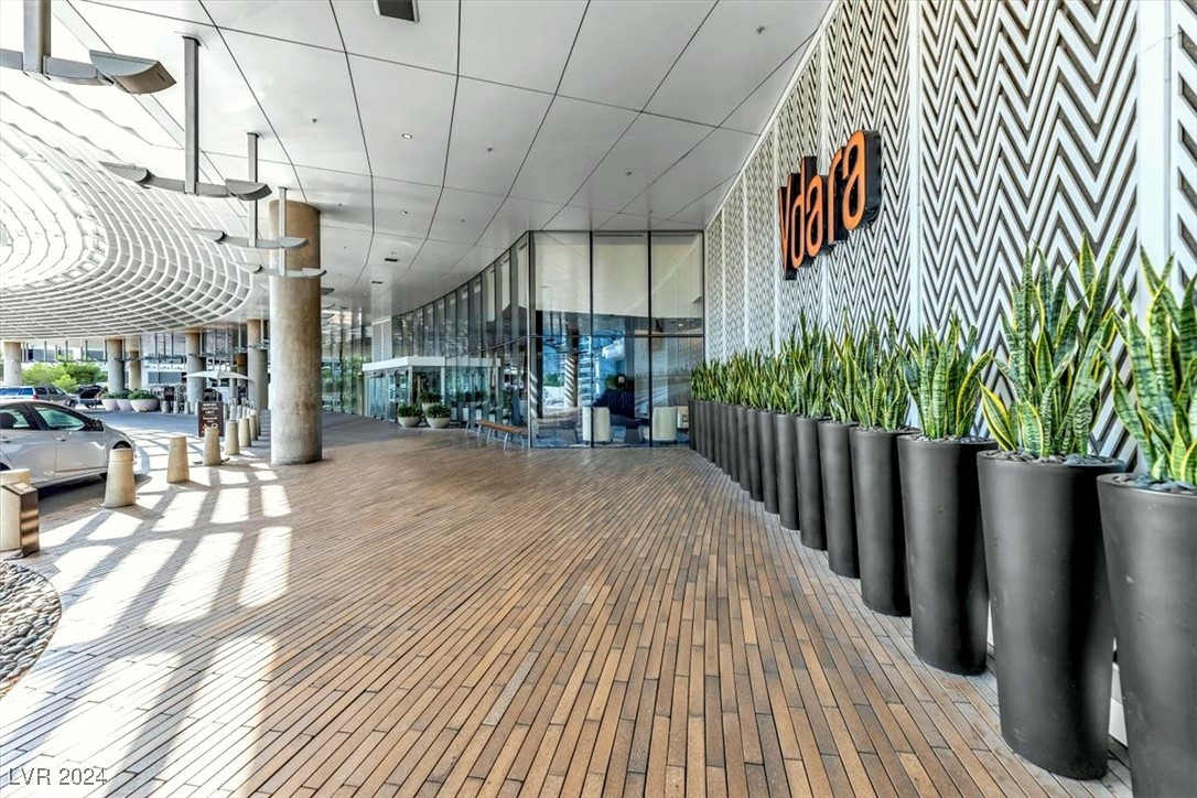 2600 West Harmon Avenue 7003