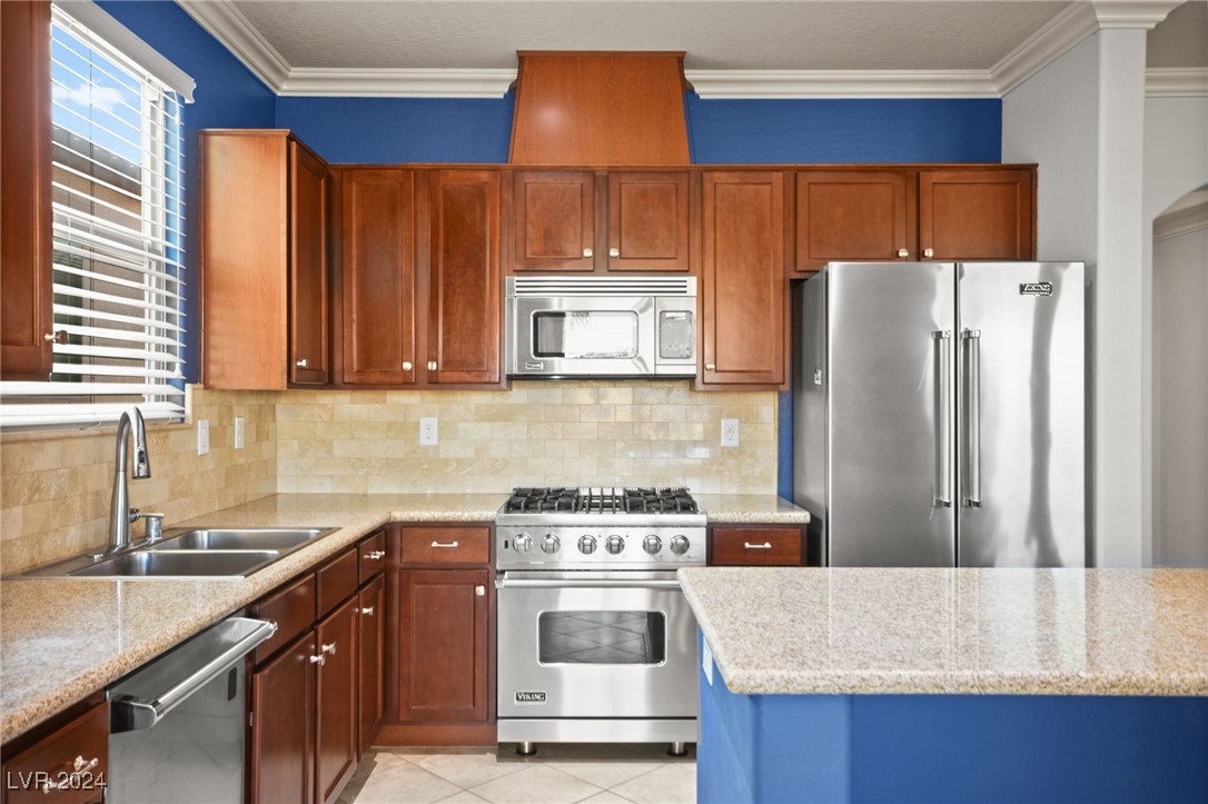 1024 Via Saint Lucia Place