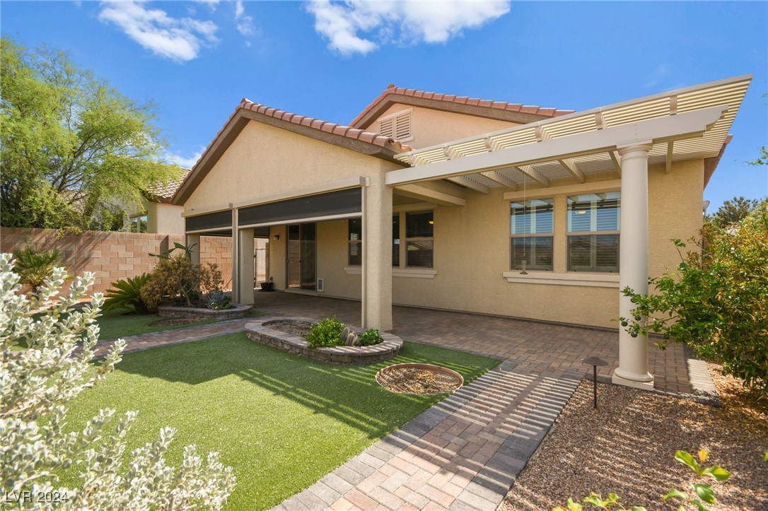 1024 Via Saint Lucia Place