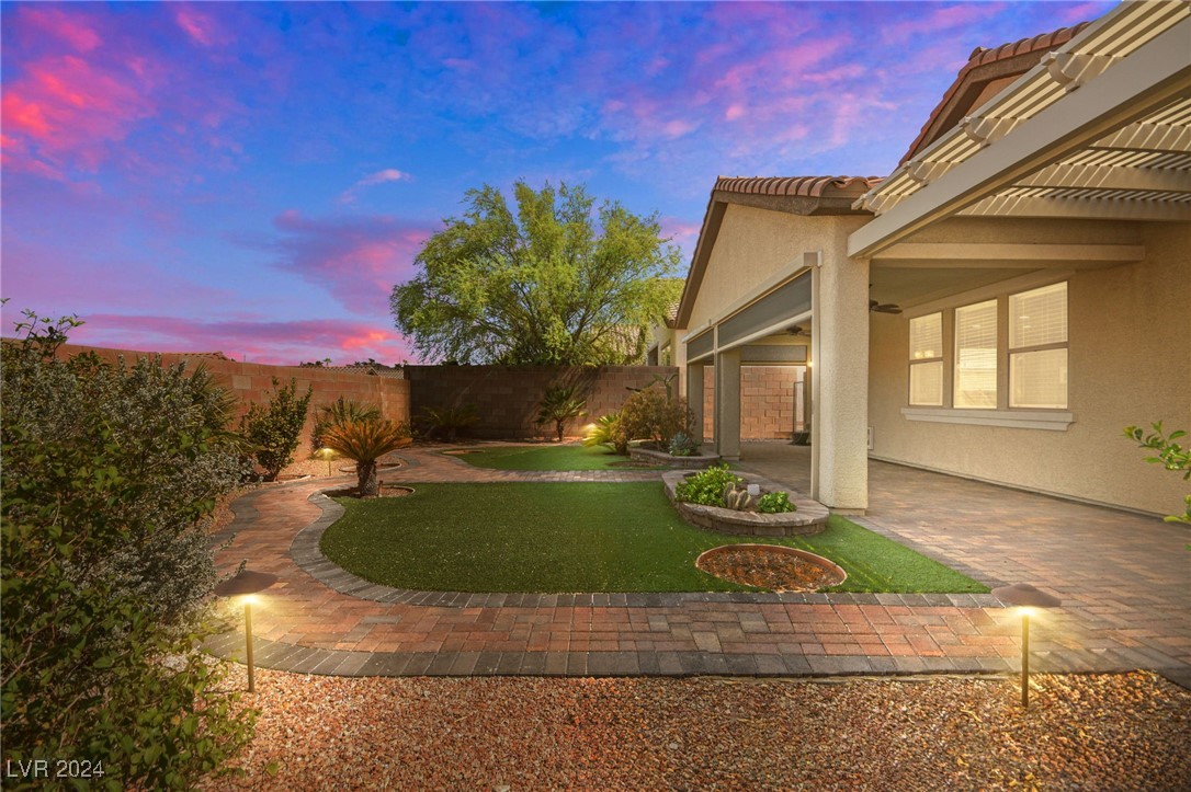 1024 Via Saint Lucia Place