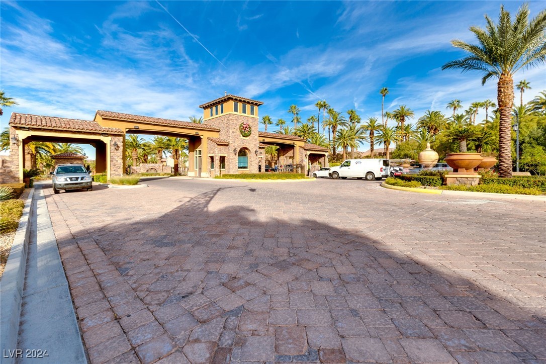 1024 Via Saint Lucia Place