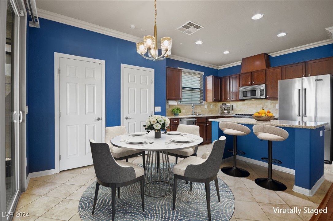 1024 Via Saint Lucia Place