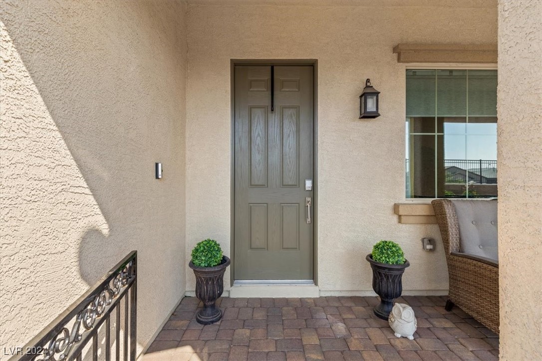 742 Purple Knoll Walk