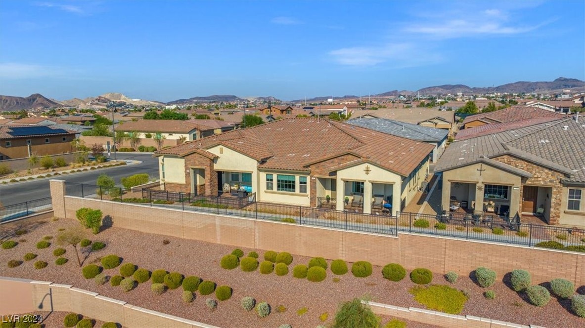 742 Purple Knoll Walk
