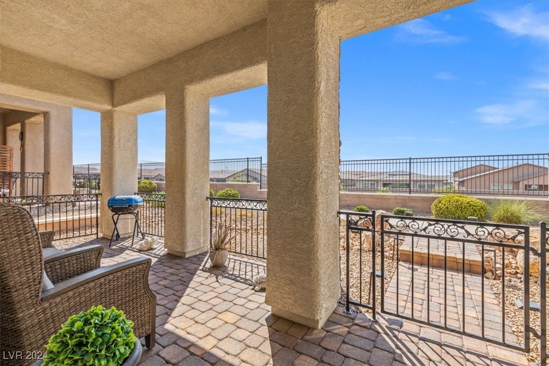 742 Purple Knoll Walk