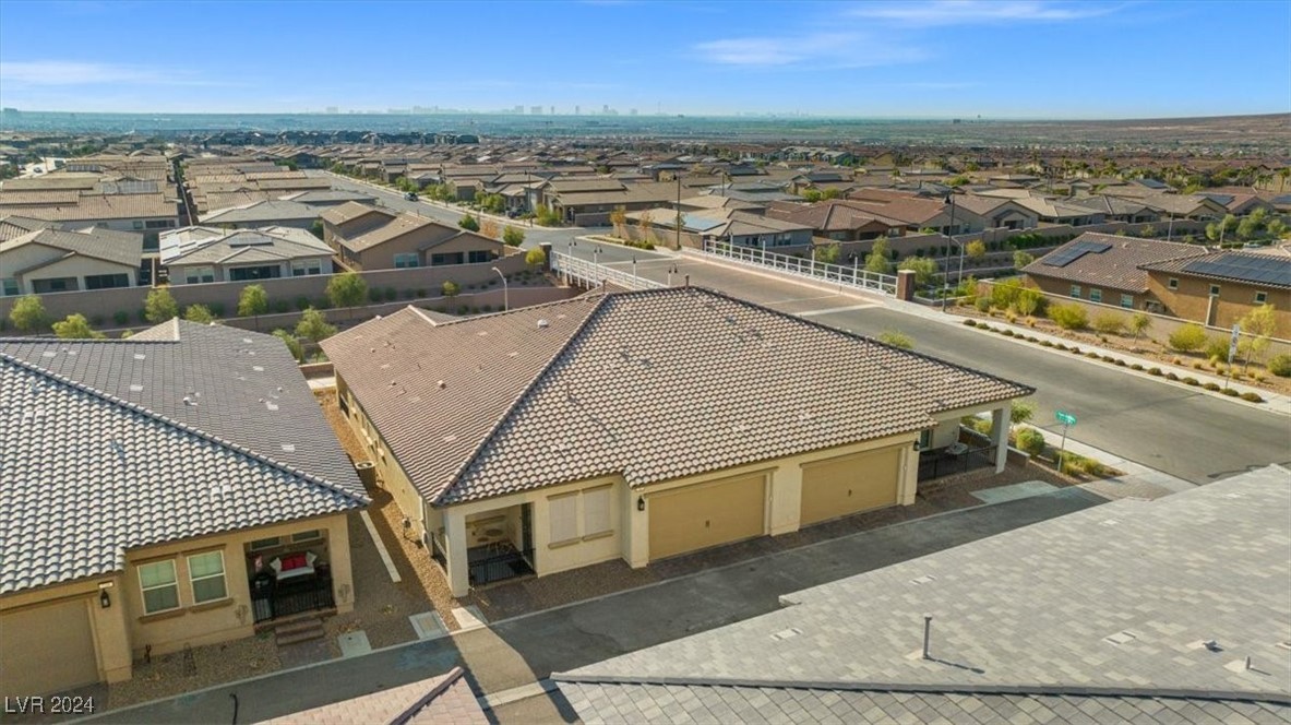 742 Purple Knoll Walk