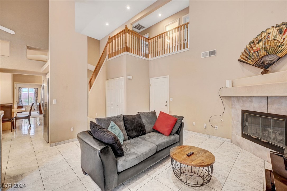 7525 Rosegrass Way
