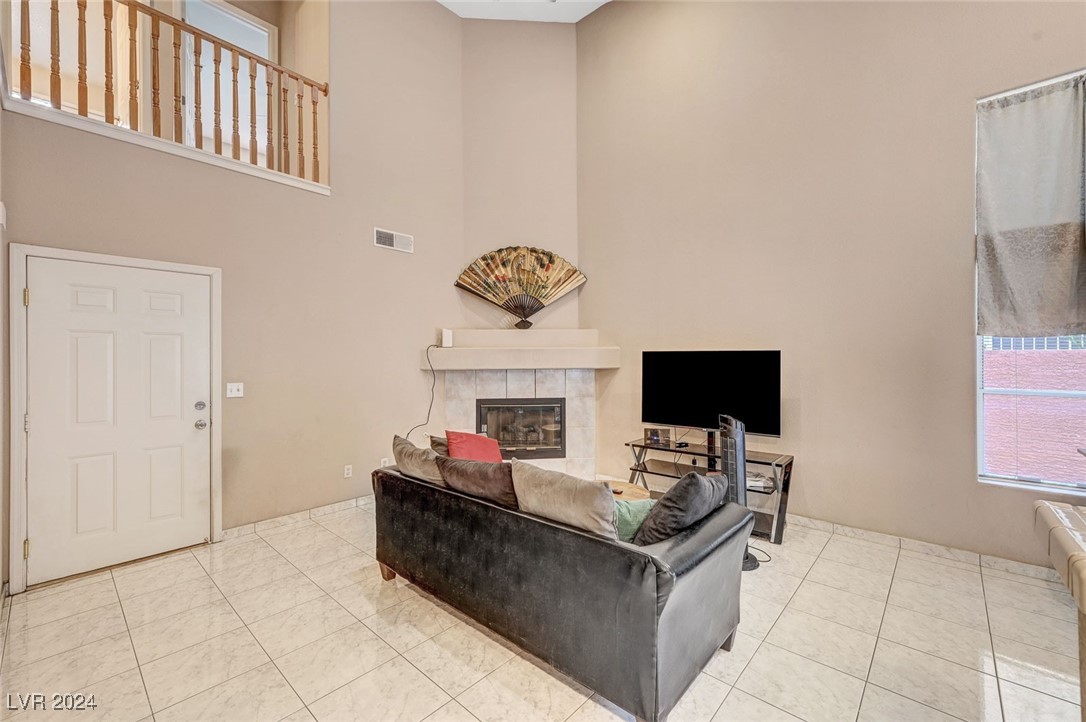 7525 Rosegrass Way