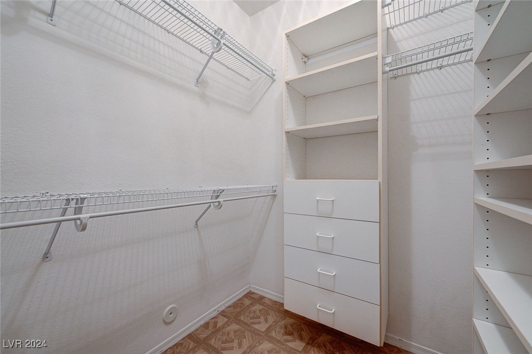 2570 Youngtown Avenue