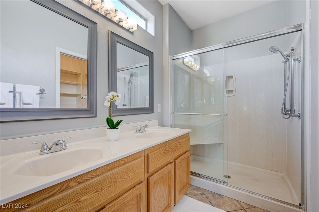 2570 Youngtown Avenue