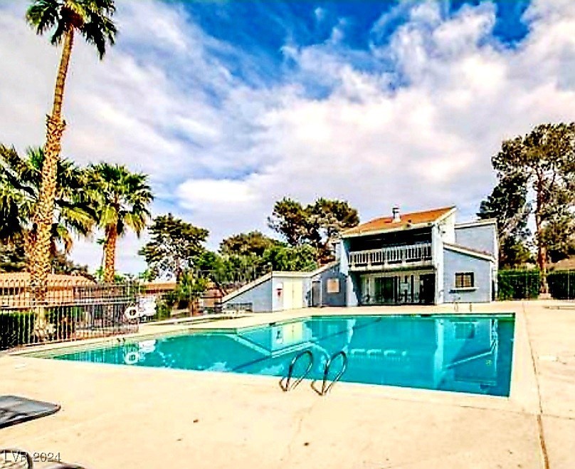 2500 Paradise Village Way n/a