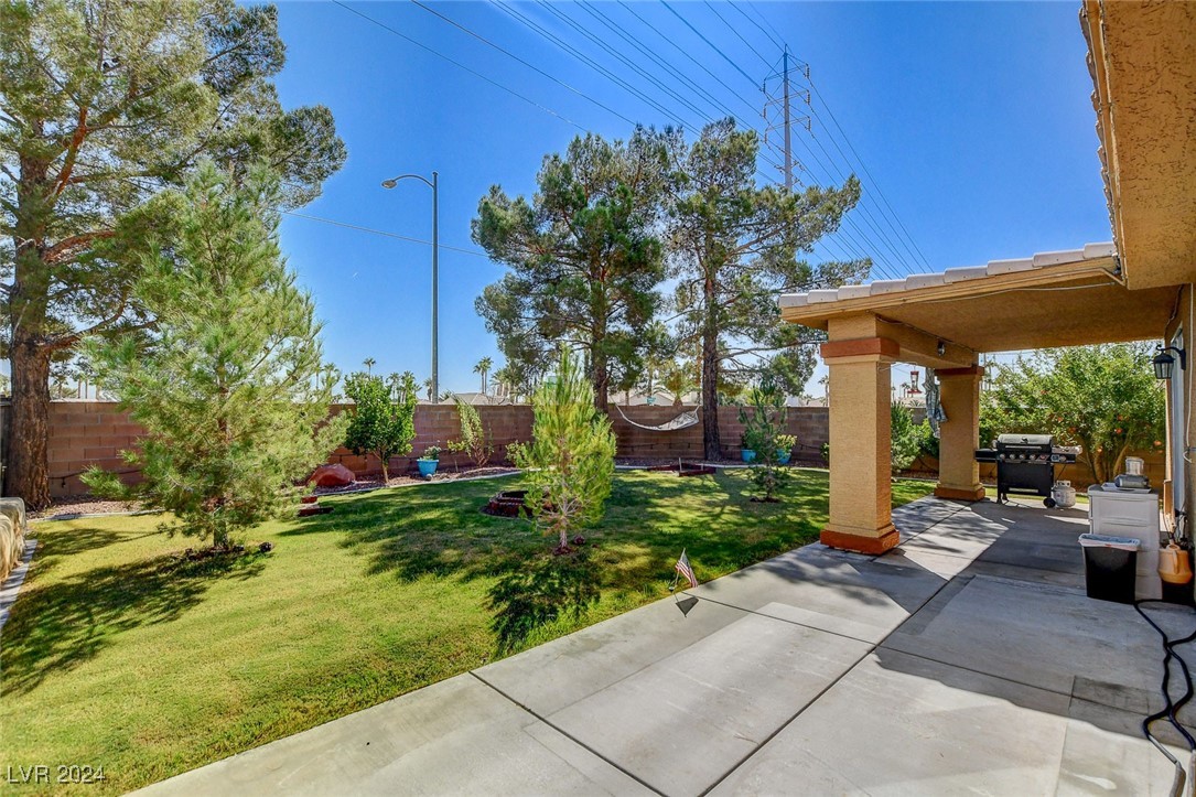 2116 Diamond Peak Court
