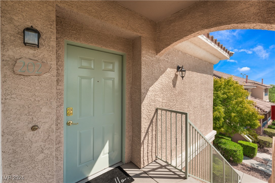 10525 Pine Glen Avenue 202