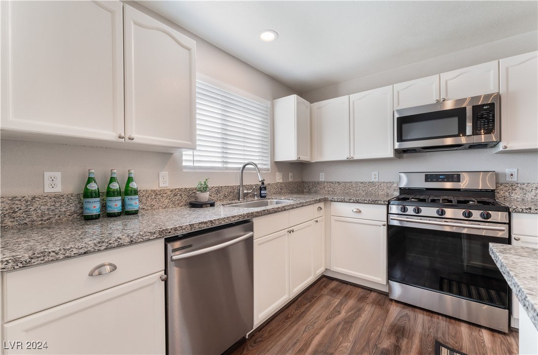 10525 Pine Glen Avenue 202