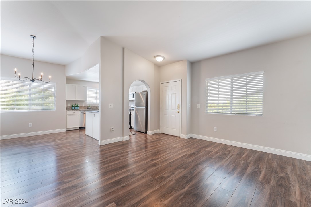 10525 Pine Glen Avenue 202