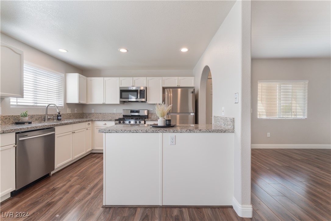 10525 Pine Glen Avenue 202