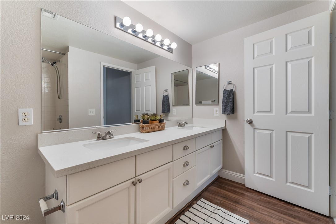 10525 Pine Glen Avenue 202