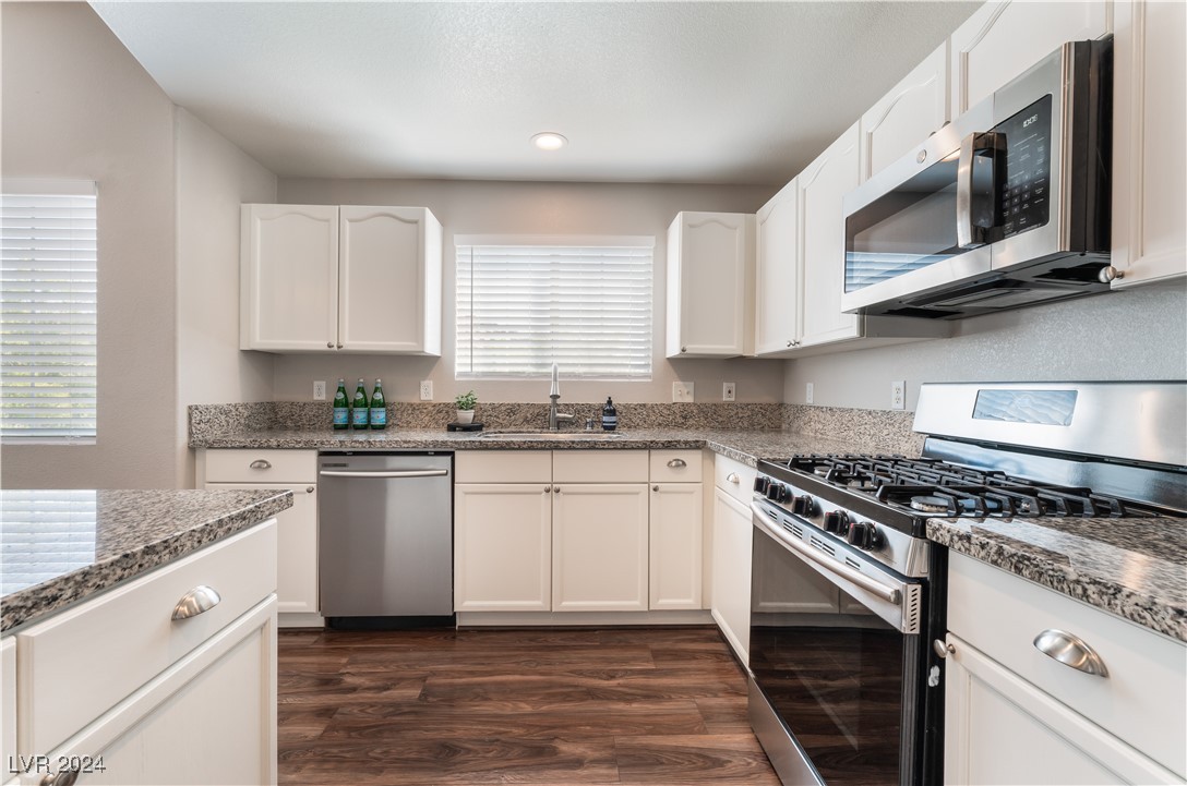 10525 Pine Glen Avenue 202