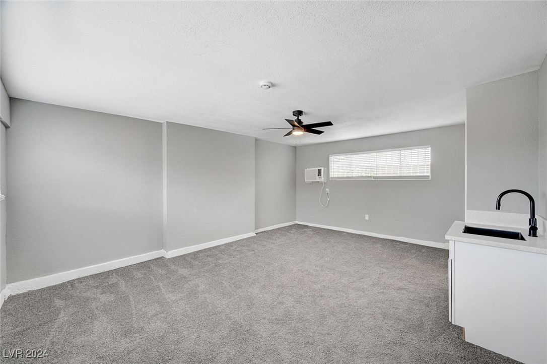 2813 Kings Way