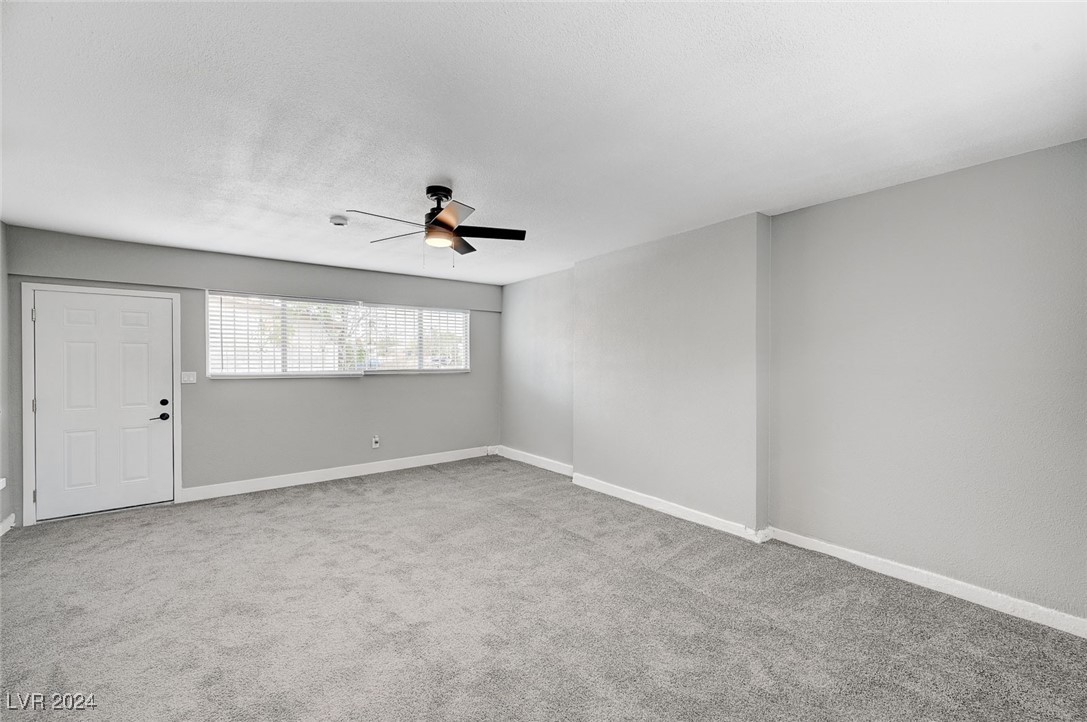 2813 Kings Way