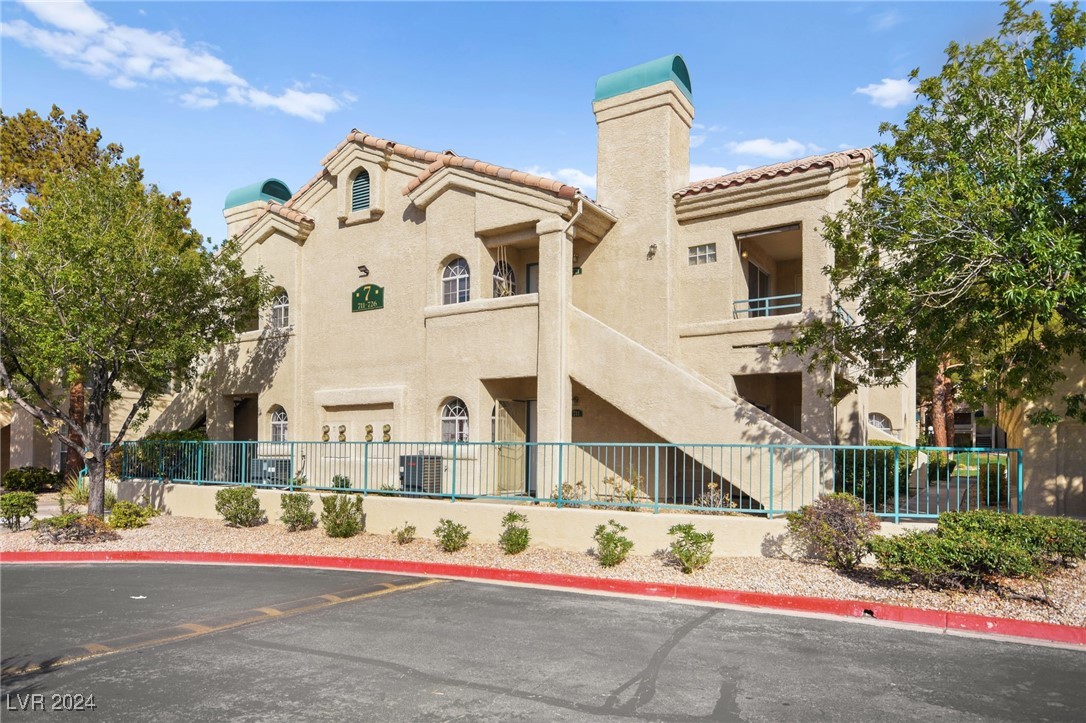 2251 Wigwam Parkway 722