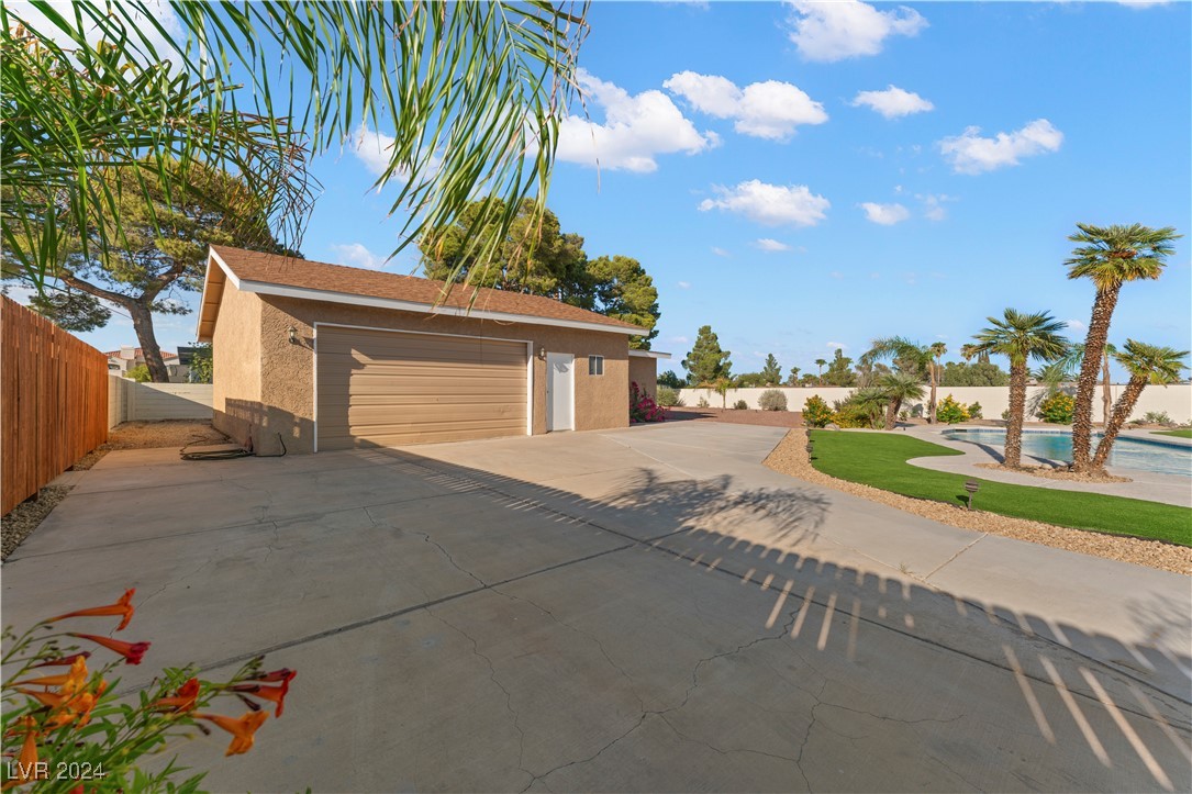 6810 Adobe Court