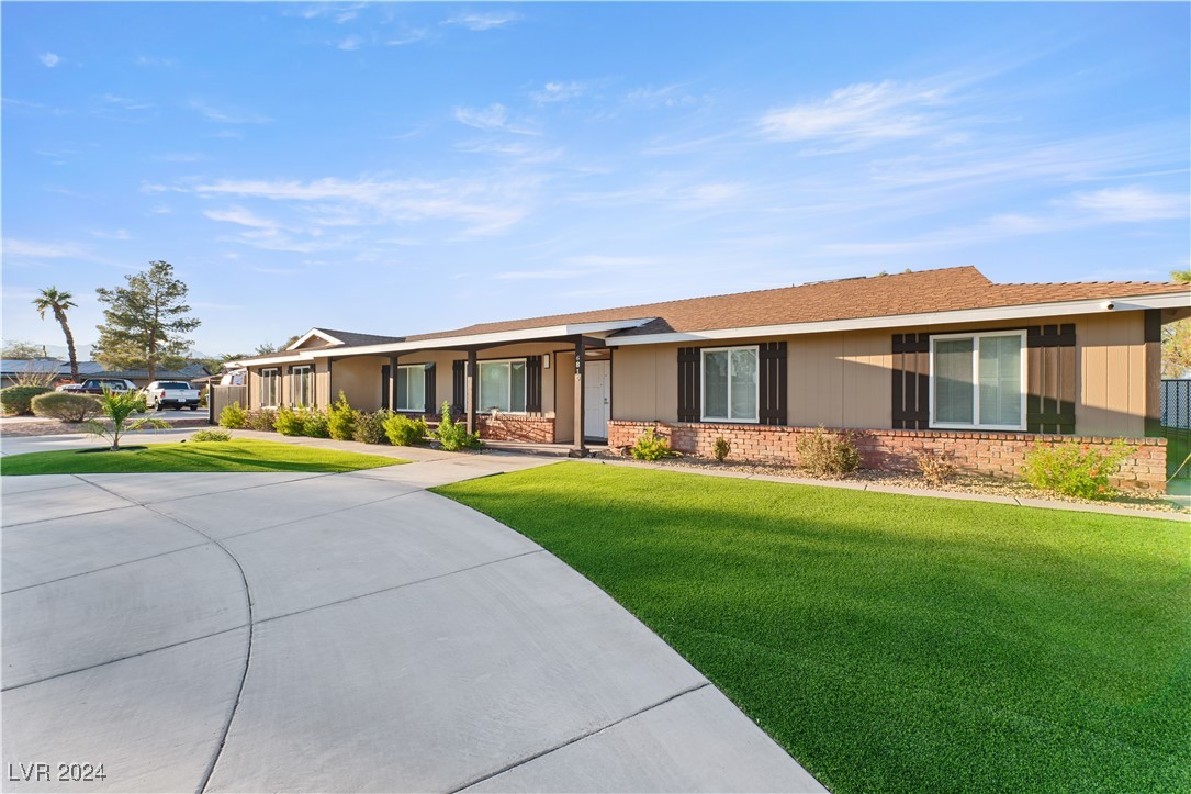 6810 Adobe Court