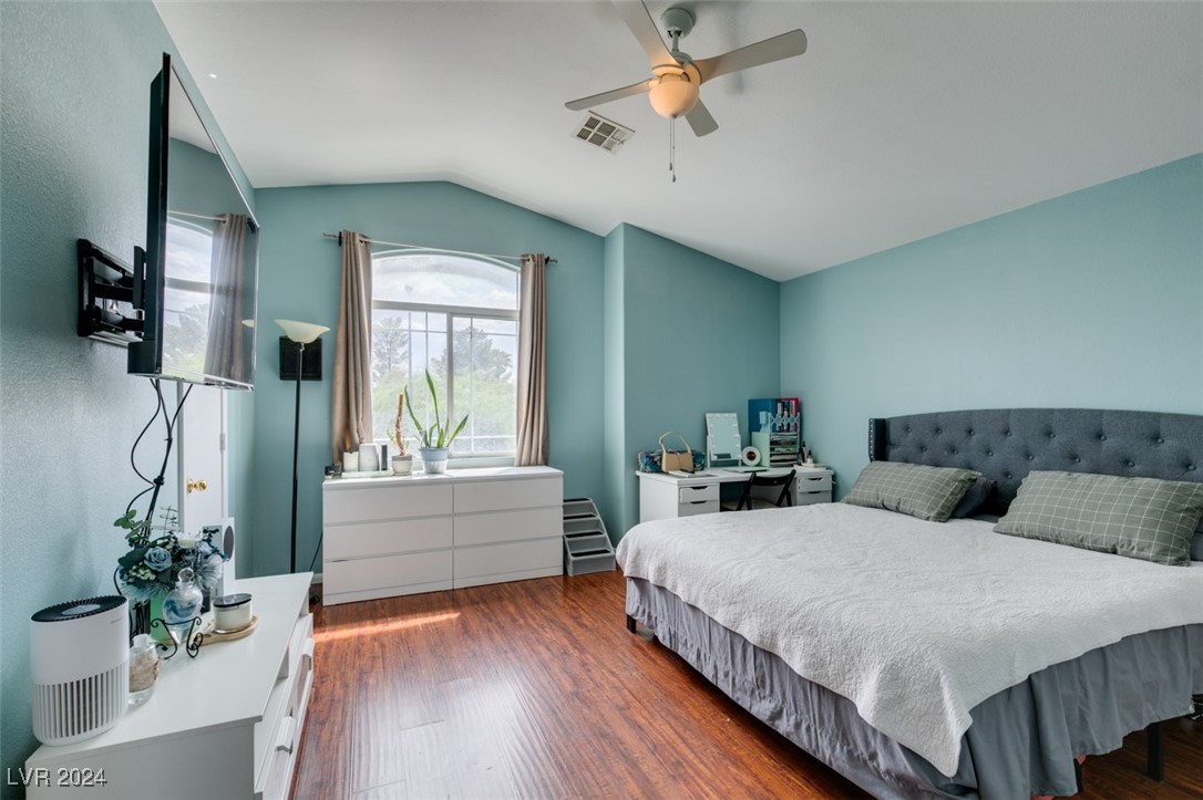 1878 Quartz Landing Avenue