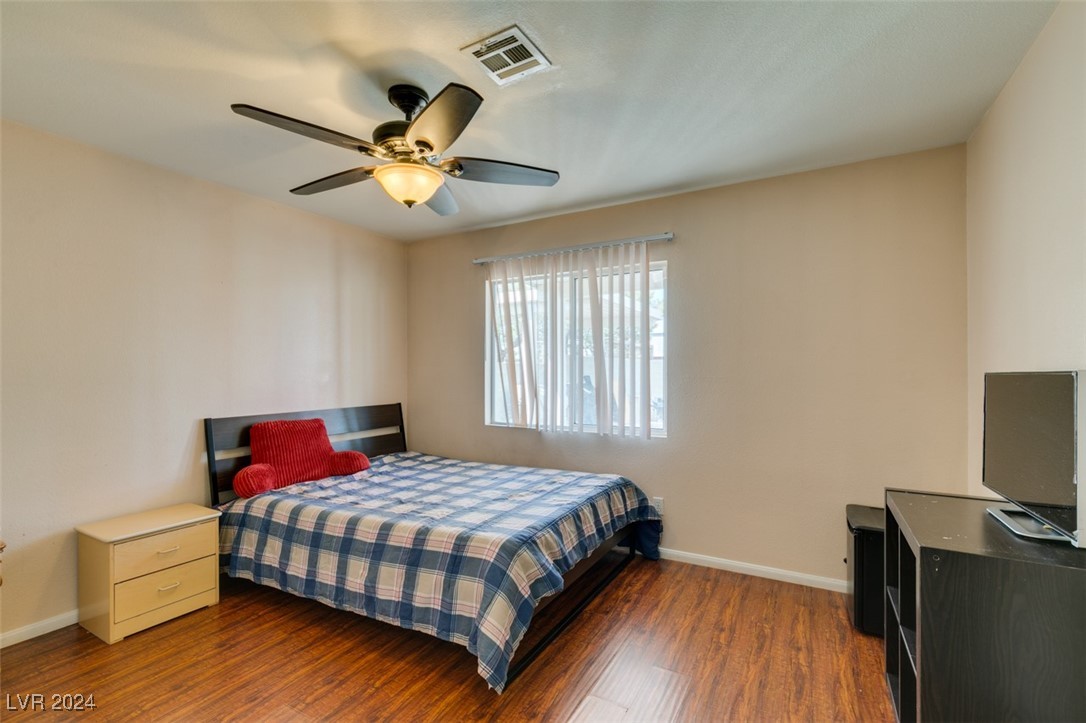 1878 Quartz Landing Avenue