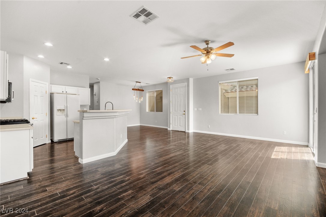 6345 Dan Blocker Avenue 103