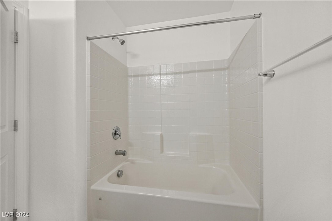 2843 Azure Breeze Lane 4