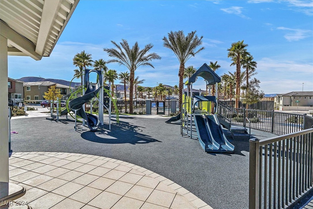 2843 Azure Breeze Lane 4