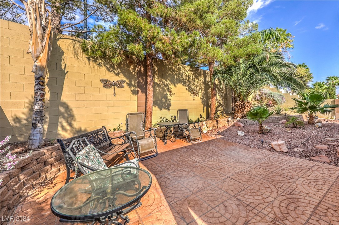 7935 Quail Heaven Street