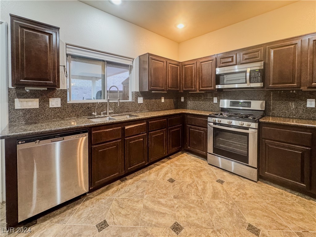 2118 Port Royal Drive