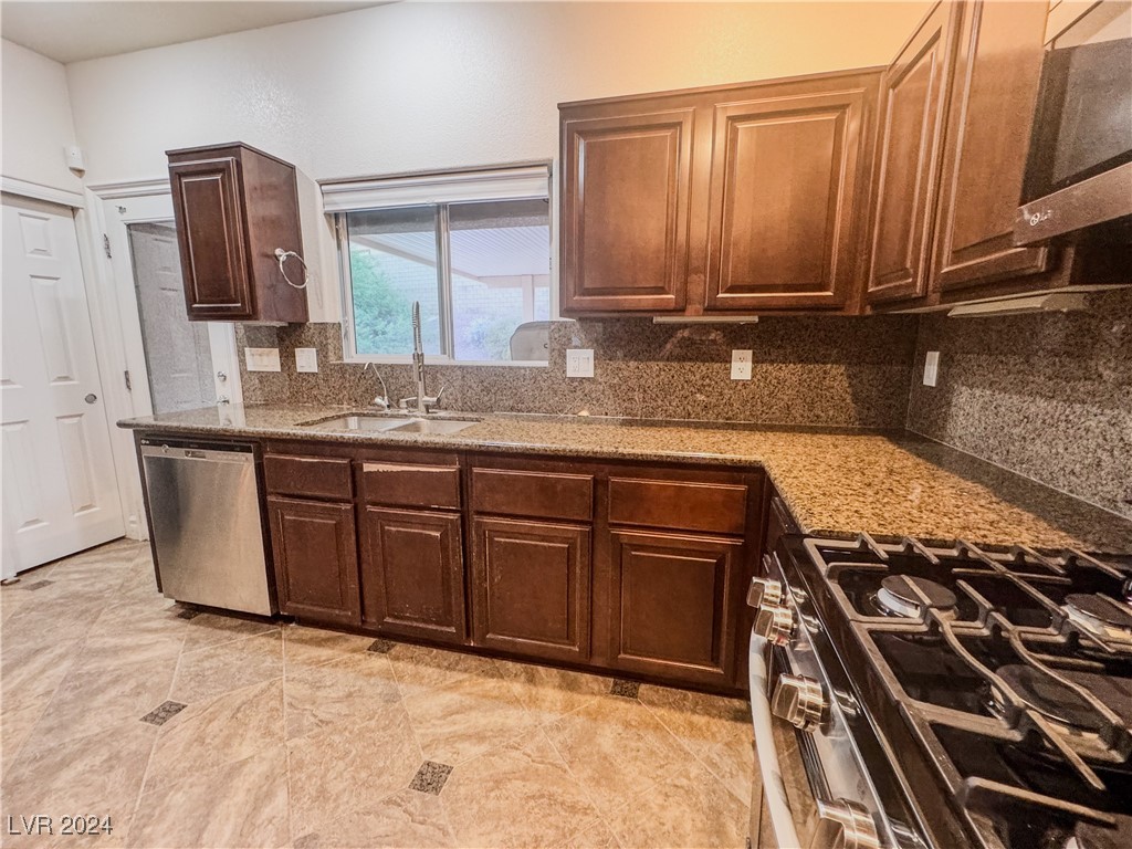 2118 Port Royal Drive