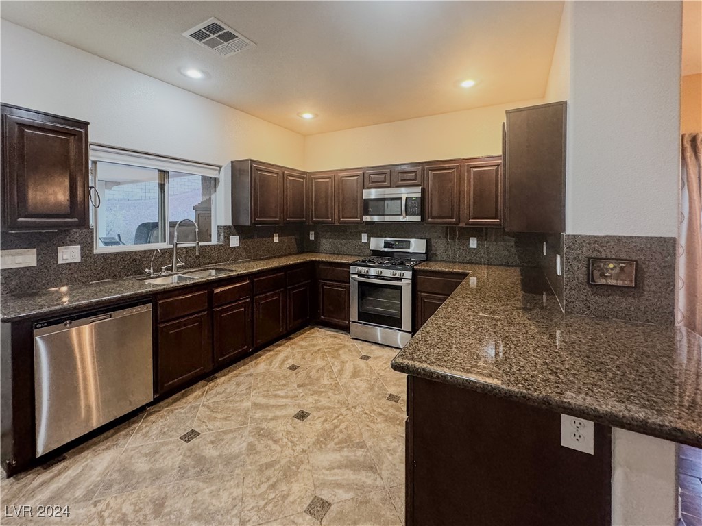 2118 Port Royal Drive