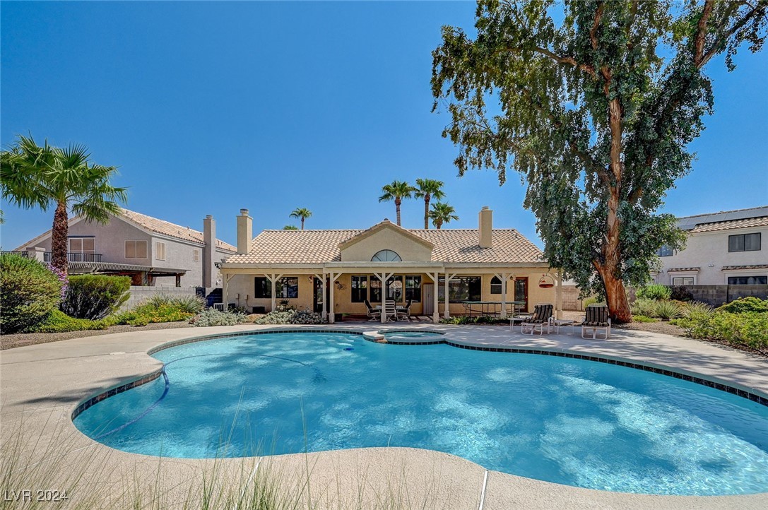 344 Humboldt South Drive