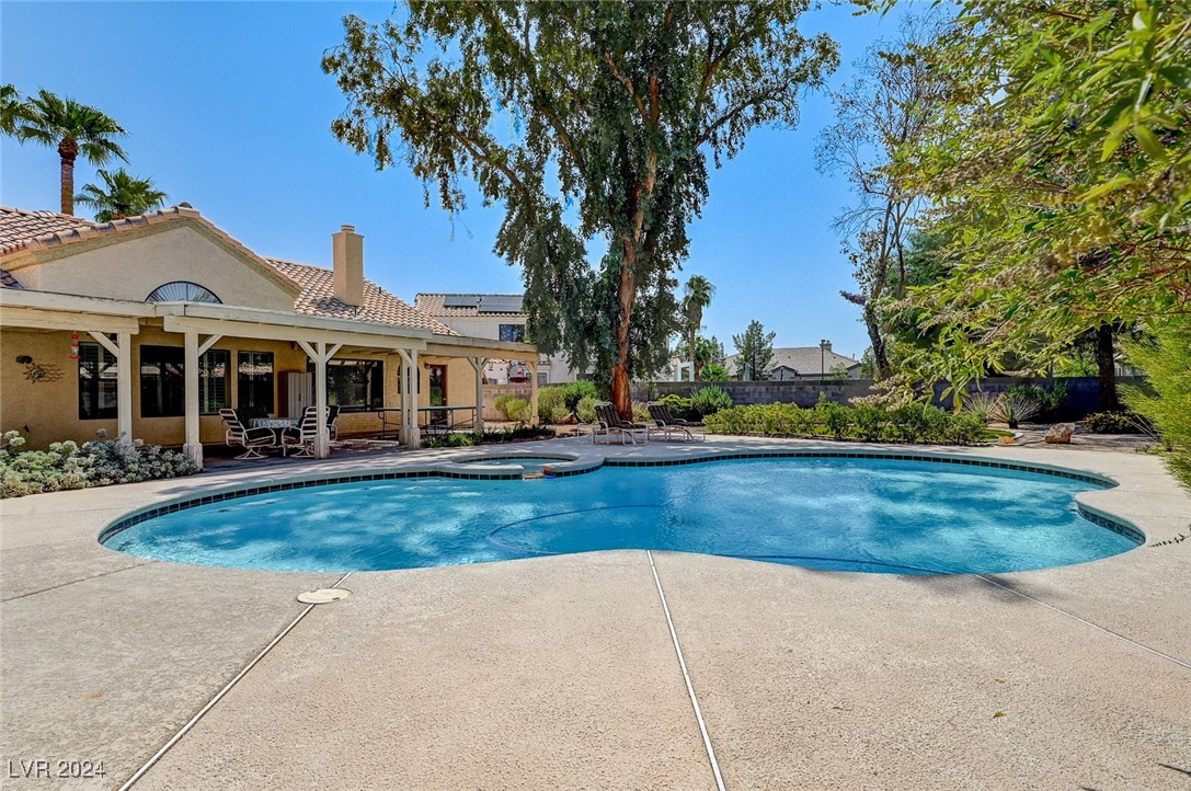 344 Humboldt South Drive