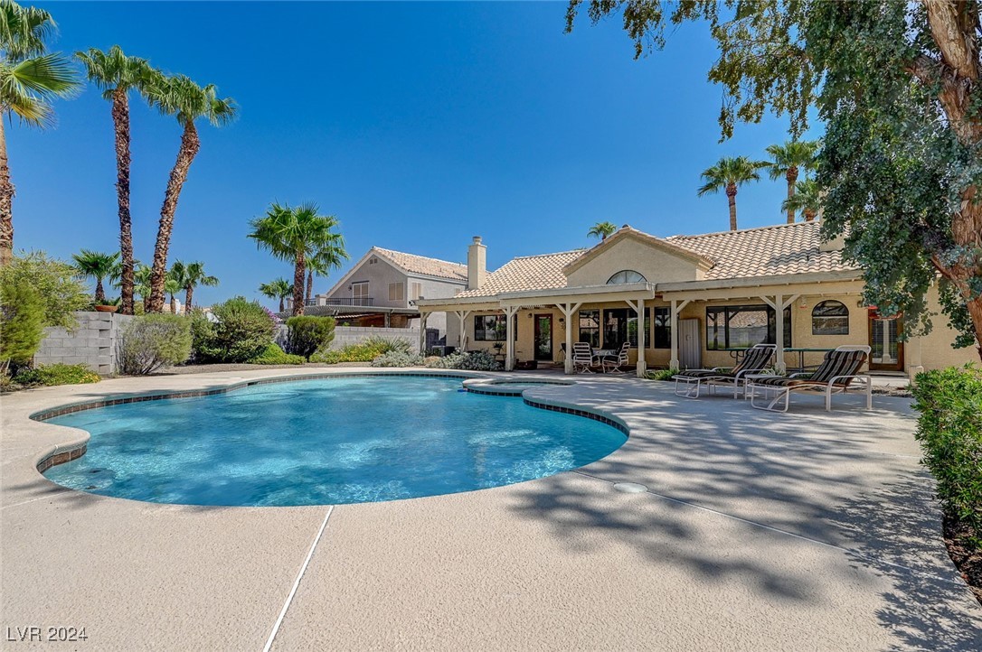 344 Humboldt South Drive