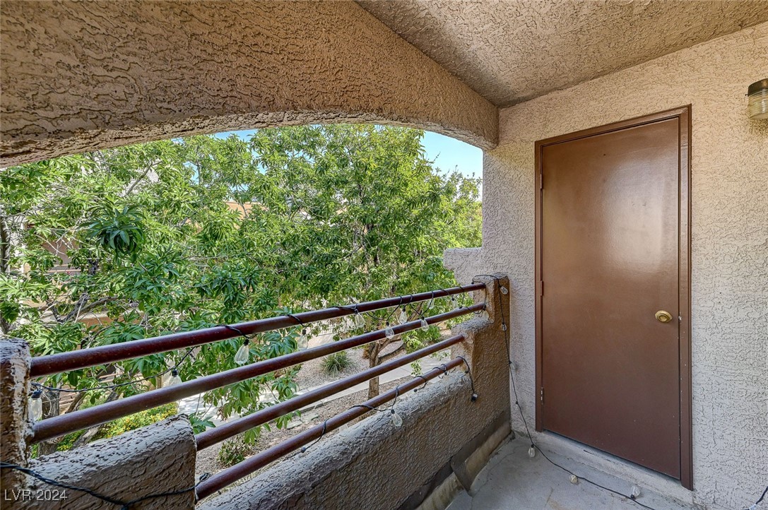 6869 Tamarus Street 203