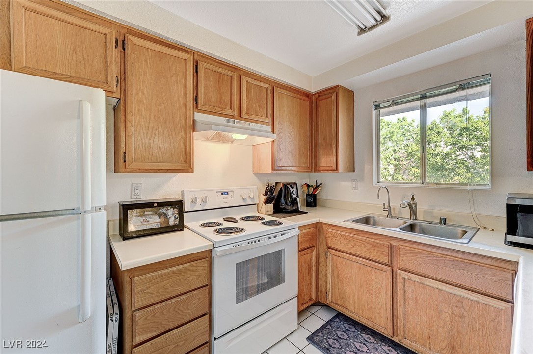 6869 Tamarus Street 203