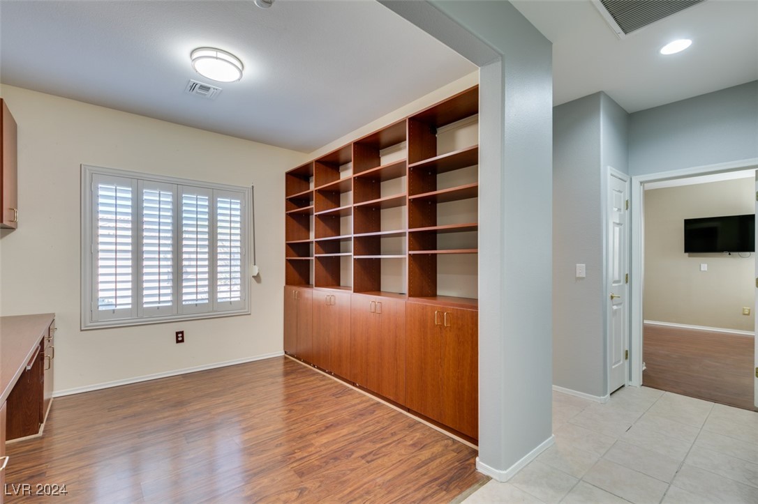 3019 Stratmoor Hills Avenue